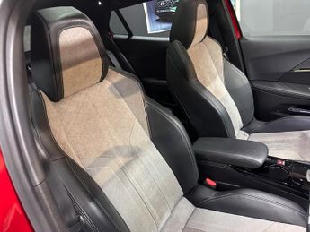 Peugeot E-2008 50kWh GT Premium Auto 5dr