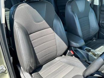Ford Kuga 2.0 TDCi Titanium Powershift AWD Euro 5 5dr