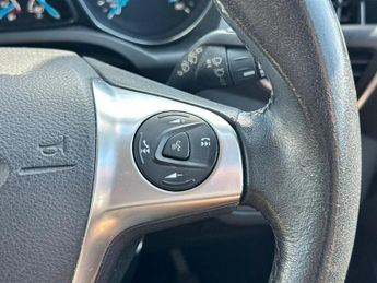 Ford Kuga 2.0 TDCi Titanium Powershift AWD Euro 5 5dr