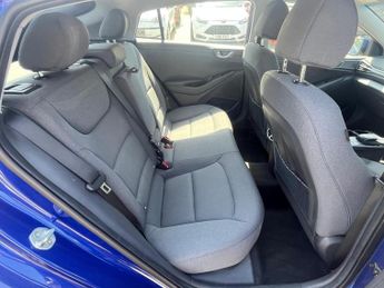 Hyundai IONIQ 38.3kWh Premium Auto 5dr