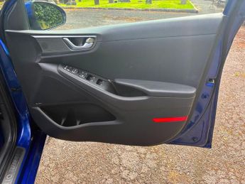 Hyundai IONIQ 38.3kWh Premium Auto 5dr