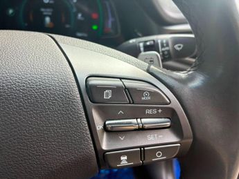 Hyundai IONIQ 38.3kWh Premium Auto 5dr