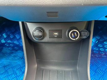 Hyundai IONIQ 38.3kWh Premium Auto 5dr