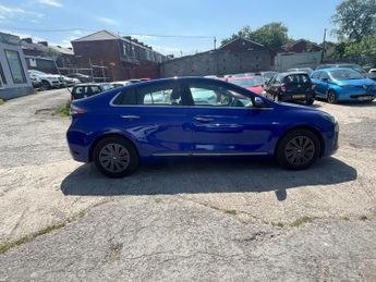 Hyundai IONIQ 38.3kWh Premium Auto 5dr
