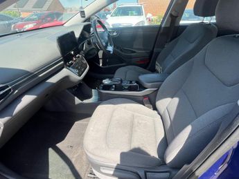 Hyundai IONIQ 38.3kWh Premium Auto 5dr