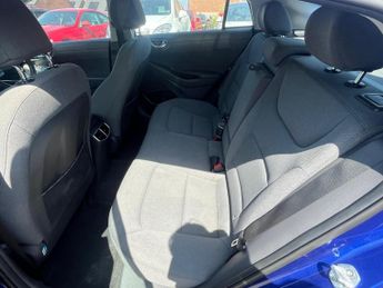 Hyundai IONIQ 38.3kWh Premium Auto 5dr