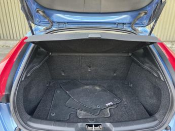 Volvo V40 2.0 D4 SE Lux Nav Euro 6 (s/s) 5dr