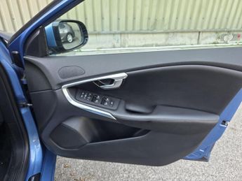 Volvo V40 2.0 D4 SE Lux Nav Euro 6 (s/s) 5dr