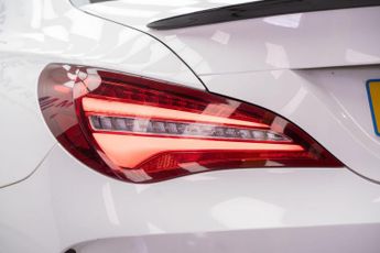 Mercedes-Benz CLA 1.6 CLA200 AMG Line Night Edition Coupe 7G-DCT Euro 6 (s/s) 4dr