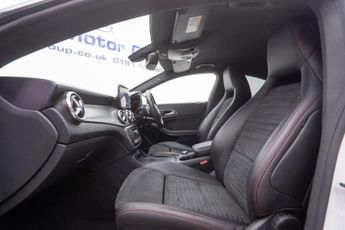 Mercedes-Benz CLA 1.6 CLA200 AMG Line Night Edition Coupe 7G-DCT Euro 6 (s/s) 4dr