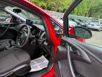 Vauxhall Astra 1.4i Design Euro 6 5dr