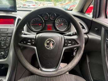 Vauxhall Astra 1.4i Design Euro 6 5dr