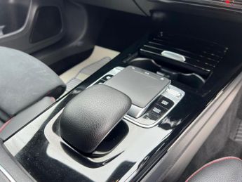 Mercedes-Benz A Class 1.3 A200 AMG Line (Premium) 7G-DCT Euro 6 (s/s) 5dr