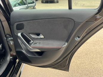 Mercedes-Benz A Class 1.3 A200 AMG Line (Premium) 7G-DCT Euro 6 (s/s) 5dr