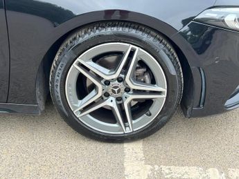 Mercedes-Benz A Class 1.3 A200 AMG Line (Premium) 7G-DCT Euro 6 (s/s) 5dr