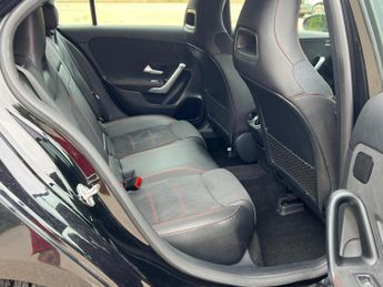 Mercedes-Benz A Class 1.3 A200 AMG Line (Premium) 7G-DCT Euro 6 (s/s) 5dr