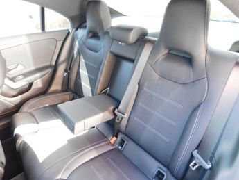 Mercedes-Benz CLA 2.0 CLA35h MHEV Touring Edition Coupe 8G-DCT 4MATIC Euro 6 (s/s)