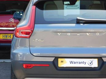 Volvo XC40 2.0 T4 Momentum Auto AWD Euro 6 (s/s) 5dr