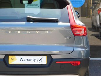 Volvo XC40 2.0 T4 Momentum Auto AWD Euro 6 (s/s) 5dr