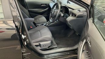Toyota Corolla 1.8 VVT-h GPF Icon Touring Sports 5dr Petrol Hybrid CVT Euro 6 (