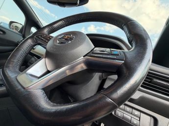 Nissan Leaf 40kWh Tekna Auto 5dr