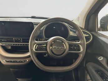Fiat 500e 42kWh Icon Hatchback 3dr Electric Auto (118 ps)