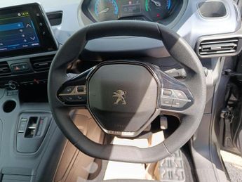 Peugeot e-Rifter 50kWh Allure Long MPV 5dr Electric Auto (7.4kW Charger) (136 ps)