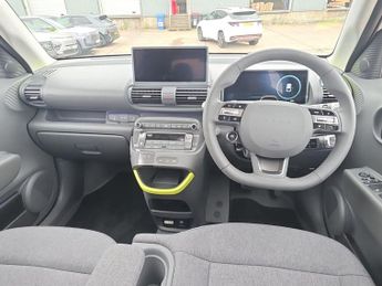 Hyundai INSTER Long Range 49kWh Cross SUV 5dr Automatic