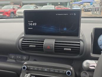 Hyundai INSTER Long Range 49kWh Cross SUV 5dr Automatic