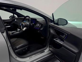 Mercedes-Benz EQE EQE 300 89kWh Sport Edition Saloon 4dr Electric Auto (245 ps)