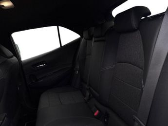 Toyota Corolla 1.8 VVT-h Design Hatchback 5dr Petrol Hybrid CVT Euro 6 (s/s) (1