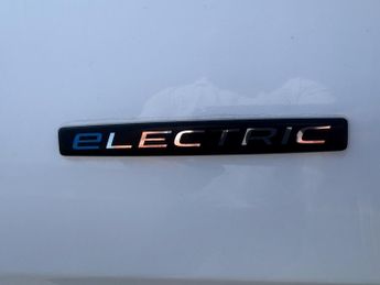 Mercedes-Benz eVito 114 e 41kWh Progressive Auto FWD L2 6dr (LWB)