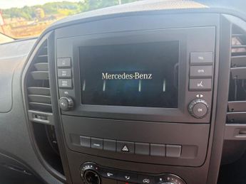 Mercedes-Benz eVito 114 e 41kWh Progressive Auto FWD L2 6dr (LWB)