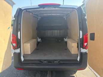 Mercedes-Benz eVito 114 e 41kWh Progressive Auto FWD L2 6dr (LWB)