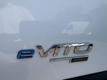 Mercedes-Benz eVito 114 e 41kWh Progressive Auto FWD L2 6dr (LWB)