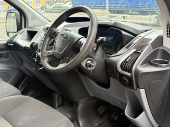Ford Transit Custom 2.2 TDCi 290 L2 H1 5dr