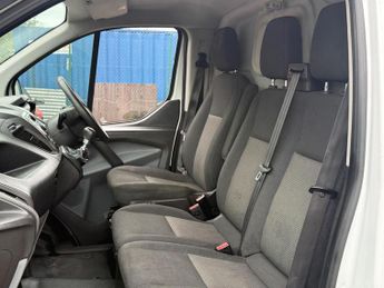 Ford Transit Custom 2.2 TDCi 290 L2 H1 5dr