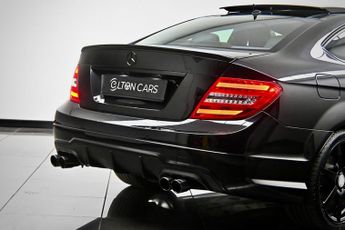 Mercedes-Benz C Class 2.1 C220 CDI AMG Sport Edition G-Tronic+ Euro 5 (s/s) 2dr