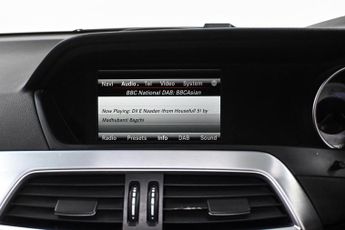 Mercedes-Benz C Class 2.1 C220 CDI AMG Sport Edition G-Tronic+ Euro 5 (s/s) 2dr