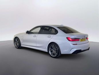 BMW 3 Series 2.0 330e 12kWh M Sport Saloon 4dr Petrol Plug-in Hybrid Auto Eur