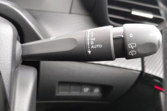 Peugeot E-208 50kWh GT Auto 5dr (7kW Charger)
