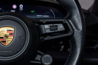 Porsche Taycan Performance Plus 93.4kWh 4S Cross Turismo Auto 4WD 5dr