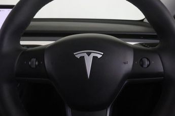 Tesla Model Y Auto RWD 5dr