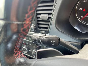 SEAT Leon 2.0 TDI FR Sport Tourer DSG Euro 6 (s/s) 5dr
