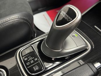 Mitsubishi Outlander 2.0h 12kWh Kotu CVT 4WD Euro 6 (s/s) 5dr