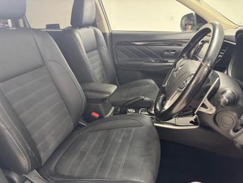 Mitsubishi Outlander 2.0h 12kWh Kotu CVT 4WD Euro 6 (s/s) 5dr