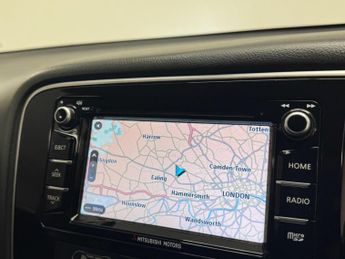 Mitsubishi Outlander 2.0h 12kWh Kotu CVT 4WD Euro 6 (s/s) 5dr