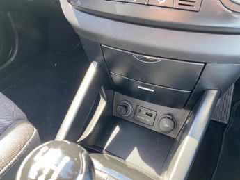 Kia Ceed 1.6 CRDi 3 Euro 5 5dr