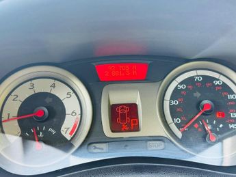 Renault Clio 1.6 VVT Privilege 5dr