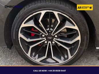 Ford Focus 1.0T EcoBoost ST-Line X Auto Euro 6 (s/s) 5dr